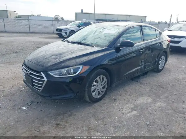5NPD74LFXHH048138 2017 HYUNDAI ELANTRA - Image 2