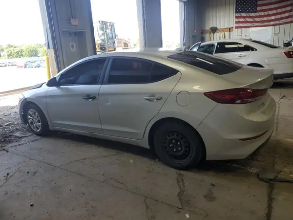 5NPD74LFXHH051735 2017 HYUNDAI ELANTRA - Image 2