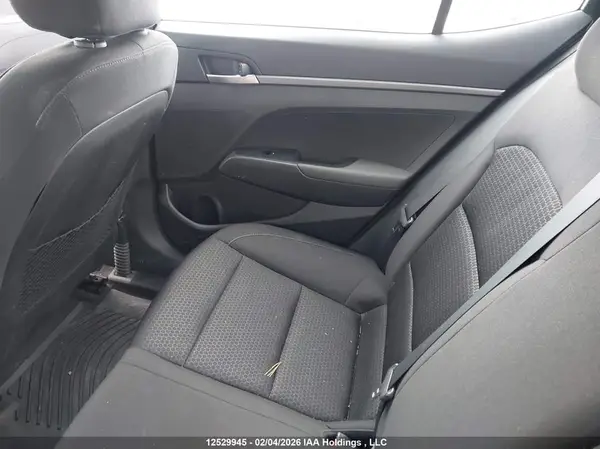 5NPD74LFXHH054988 2017 HYUNDAI ELANTRA - Image 8