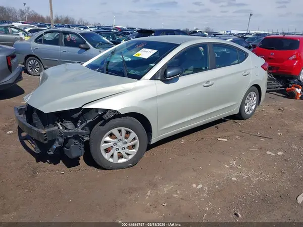 5NPD74LFXHH065585 2017 HYUNDAI ELANTRA - Image 2