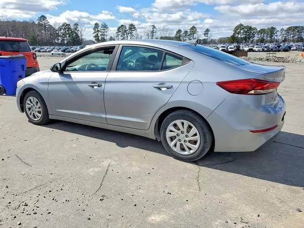 5NPD74LFXHH067031 2017 HYUNDAI ELANTRA - Image 2