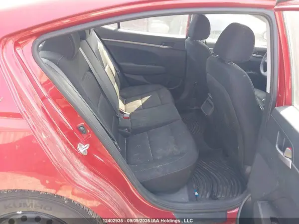 5NPD74LFXHH080314 2017 HYUNDAI ELANTRA - Image 8