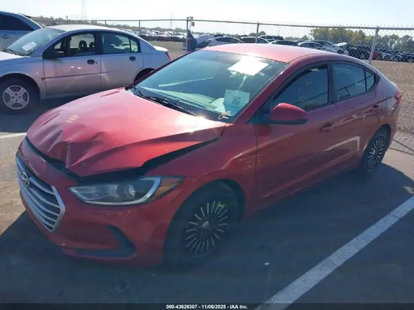 5NPD74LFXHH080586 2017 HYUNDAI ELANTRA - Image 2
