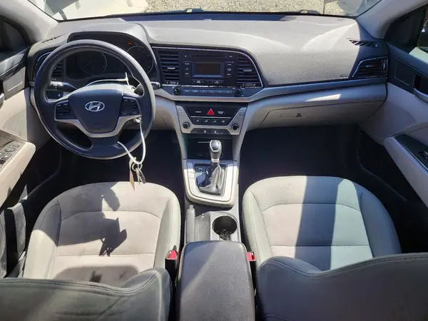 5NPD74LFXHH081382 2017 HYUNDAI ELANTRA - Image 8