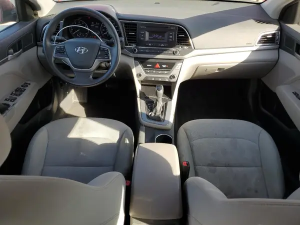 5NPD74LFXHH084198 2017 HYUNDAI ELANTRA - Image 8