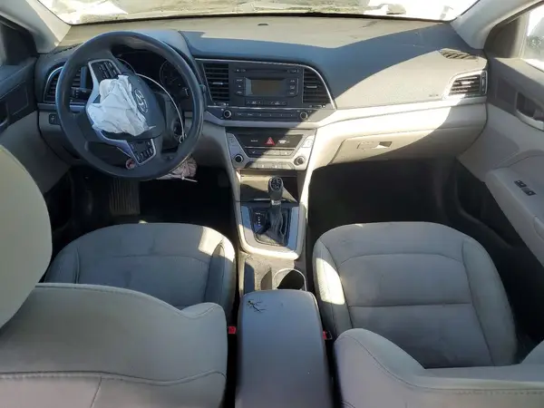 5NPD74LFXHH087182 2017 HYUNDAI ELANTRA - Image 8