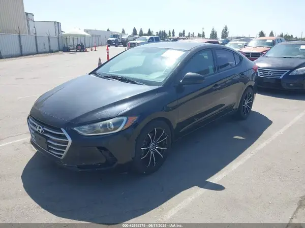 5NPD74LFXHH098229 2017 HYUNDAI ELANTRA - Image 2