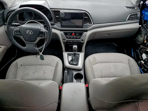 5NPD74LFXHH101081 2017 HYUNDAI ELANTRA - Image 8