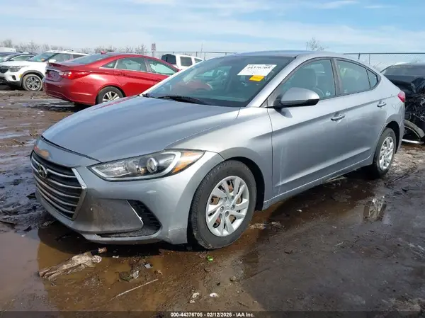 5NPD74LFXHH104353 2017 HYUNDAI ELANTRA - Image 2