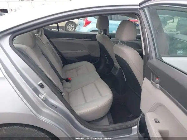 5NPD74LFXHH113053 2017 HYUNDAI ELANTRA - Image 8