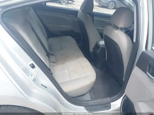 5NPD74LFXHH134629 2017 HYUNDAI ELANTRA - Image 8