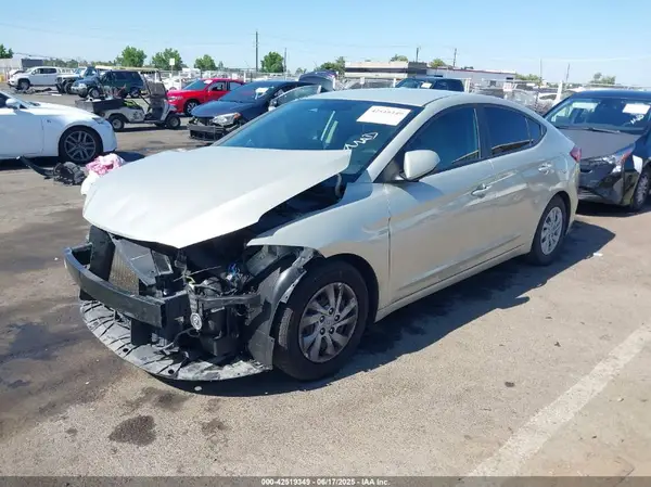 5NPD74LFXHH141807 2017 HYUNDAI ELANTRA - Image 2