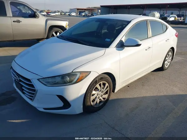 5NPD74LFXHH148093 2017 HYUNDAI ELANTRA - Image 2