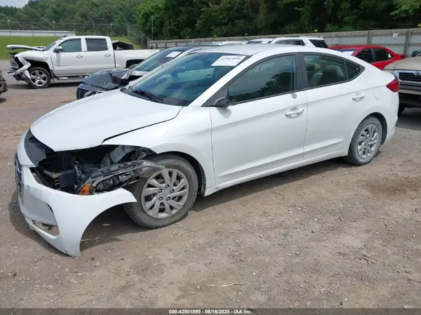 5NPD74LFXHH149518 2017 HYUNDAI ELANTRA - Image 2