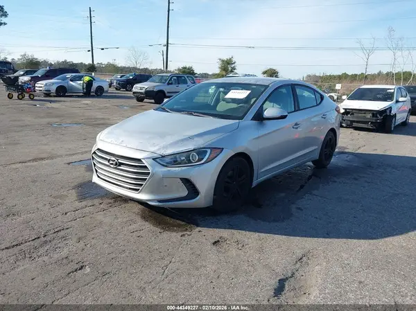 5NPD74LFXHH149843 2017 HYUNDAI ELANTRA - Image 2