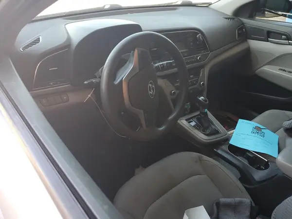 5NPD74LFXHH150202 2017 HYUNDAI ELANTRA - Image 8