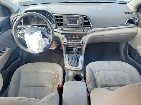 5NPD74LFXHH150314 2017 HYUNDAI ELANTRA - Image 8