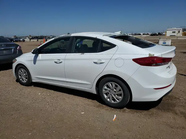 5NPD74LFXHH154153 2017 HYUNDAI ELANTRA - Image 2