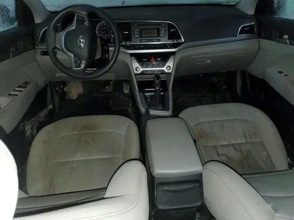 5NPD74LFXHH155772 2017 HYUNDAI ELANTRA - Image 8