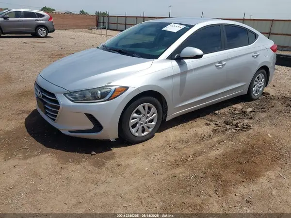 5NPD74LFXHH162821 2017 HYUNDAI ELANTRA - Image 2