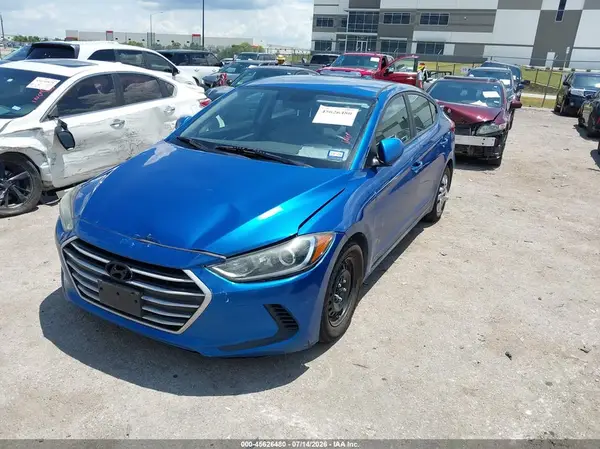 5NPD74LFXHH163810 2017 HYUNDAI ELANTRA - Image 2