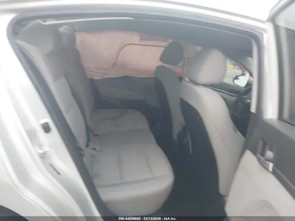 5NPD74LFXHH164035 2017 HYUNDAI ELANTRA - Image 8