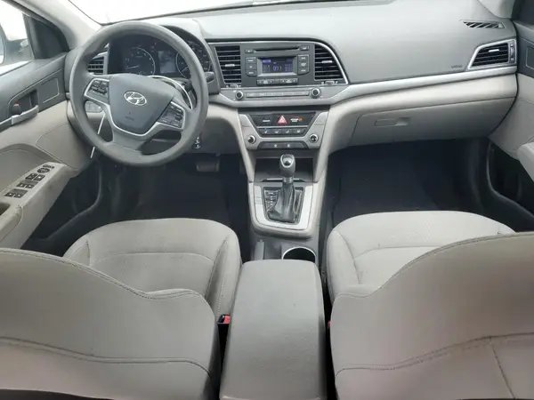 5NPD74LFXHH178565 2017 HYUNDAI ELANTRA - Image 8