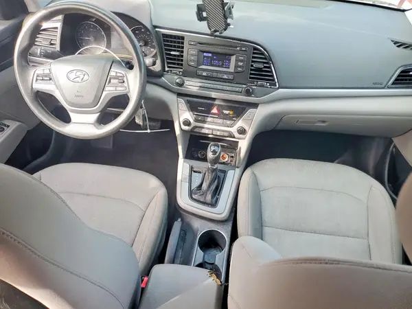 5NPD74LFXHH184253 2017 HYUNDAI ELANTRA - Image 8