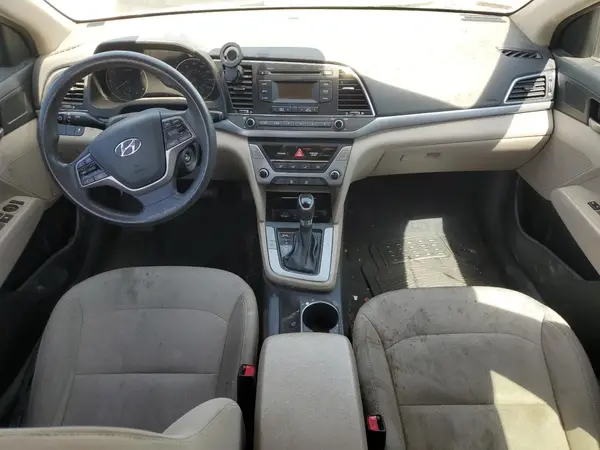 5NPD74LFXHH186715 2017 HYUNDAI ELANTRA - Image 8