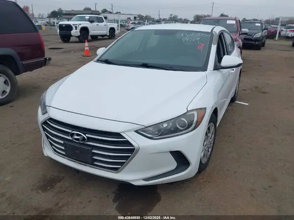 5NPD74LFXHH190148 2017 HYUNDAI ELANTRA - Image 2