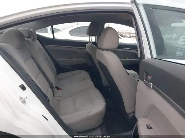 5NPD74LFXHH190148 2017 HYUNDAI ELANTRA - Image 8