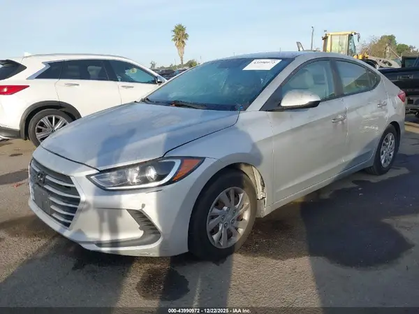 5NPD74LFXHH190179 2017 HYUNDAI ELANTRA - Image 2