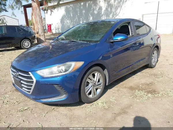 5NPD74LFXHH197150 2017 HYUNDAI ELANTRA - Image 2