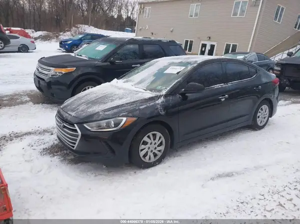 5NPD74LFXHH197486 2017 HYUNDAI ELANTRA - Image 2