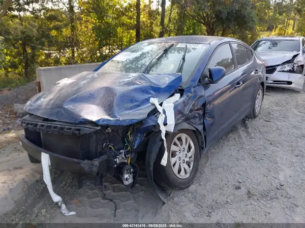 5NPD74LFXHH201665 2017 HYUNDAI ELANTRA - Image 2