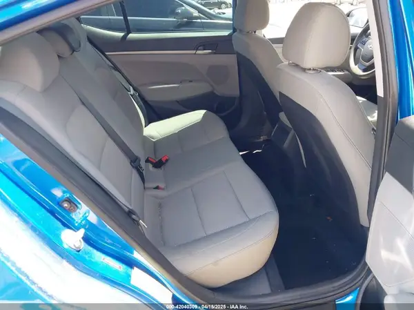 5NPD74LFXHH206588 2017 HYUNDAI ELANTRA - Image 8