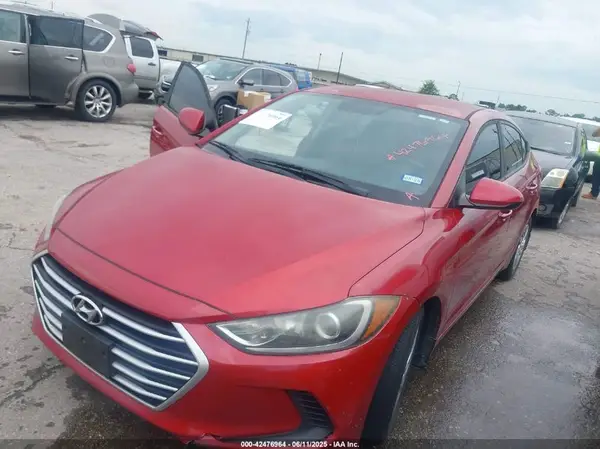 5NPD74LFXHH208079 2017 HYUNDAI ELANTRA - Image 2