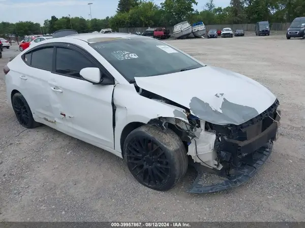 5NPD74LFXHH208227 2017 HYUNDAI ELANTRA - Image 1