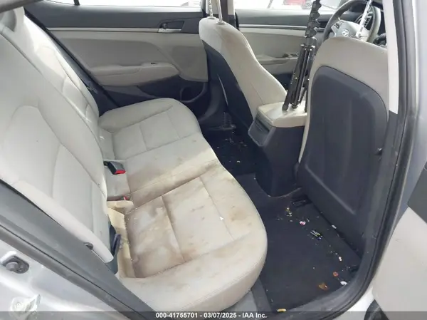 5NPD74LFXHH208468 2017 HYUNDAI ELANTRA - Image 8