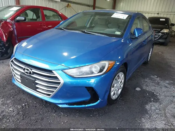 5NPD74LFXHH209586 2017 HYUNDAI ELANTRA - Image 2