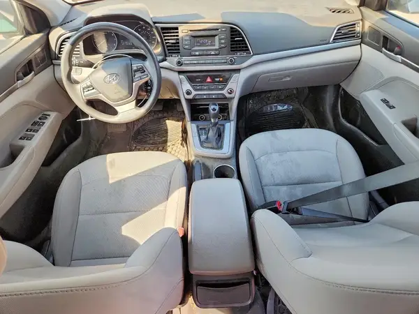 5NPD74LFXHH209992 2017 HYUNDAI ELANTRA - Image 8