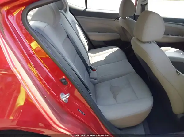 5NPD74LFXHH210060 2017 HYUNDAI ELANTRA - Image 8