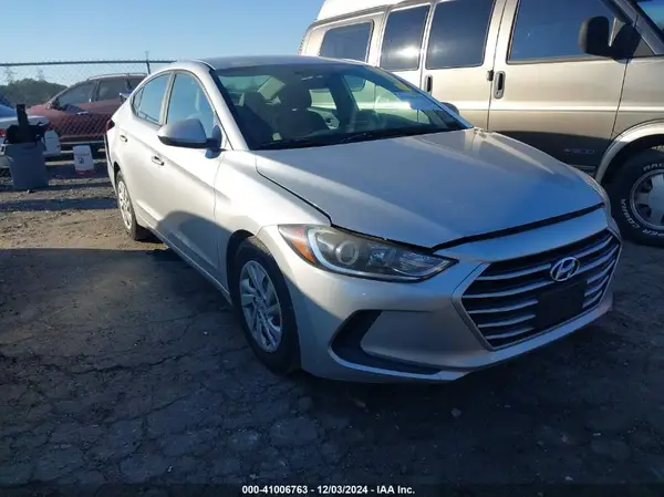 5NPD74LFXHH211080 2017 HYUNDAI ELANTRA - Image 1