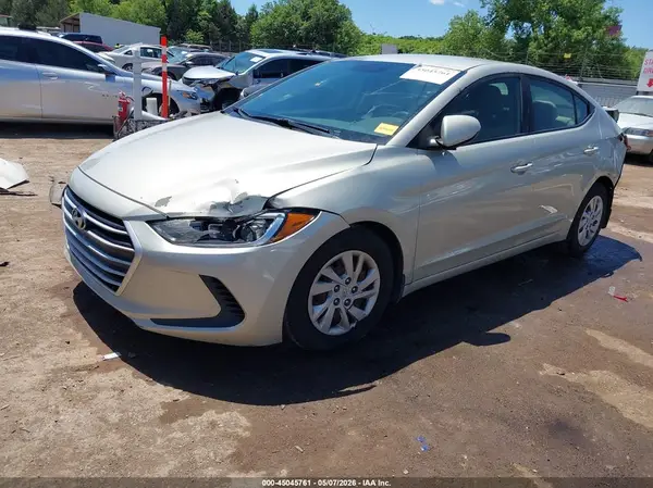 5NPD74LFXJH213157 2018 HYUNDAI ELANTRA - Image 2