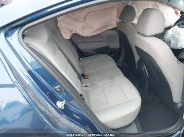 5NPD74LFXJH215605 2018 HYUNDAI ELANTRA - Image 8
