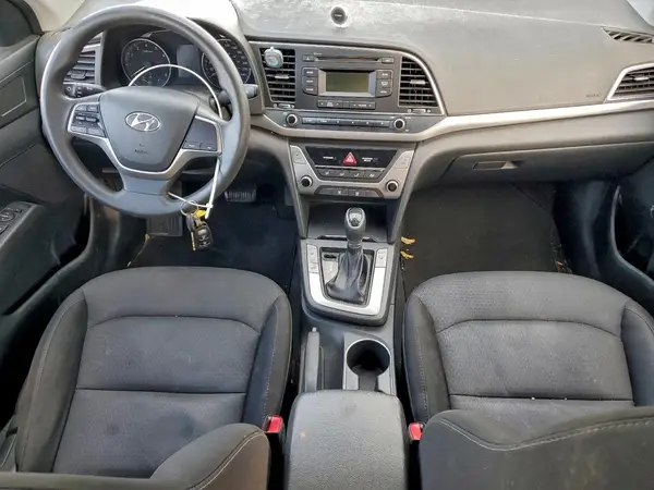 5NPD74LFXJH222327 2018 HYUNDAI ELANTRA - Image 8