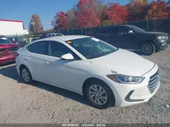 5NPD74LFXJH225521 2018 HYUNDAI ELANTRA