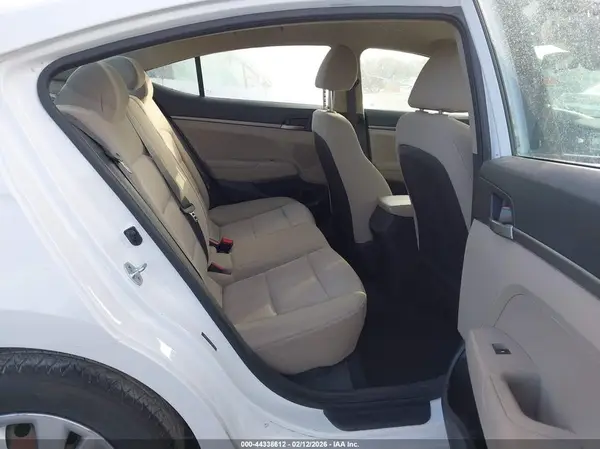 5NPD74LFXJH226233 2018 HYUNDAI ELANTRA - Image 8