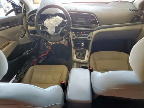 5NPD74LFXJH233103 2018 HYUNDAI ELANTRA - Image 8