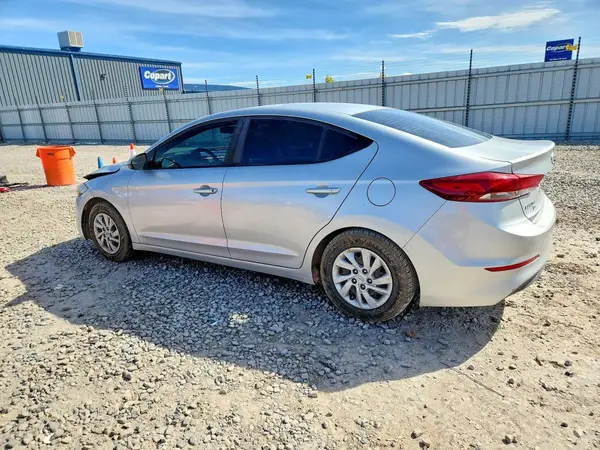 5NPD74LFXJH238172 2018 HYUNDAI ELANTRA - Image 2